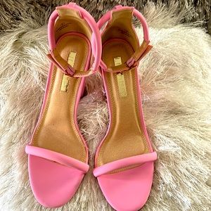 New Liliana Pink Heels Size 9